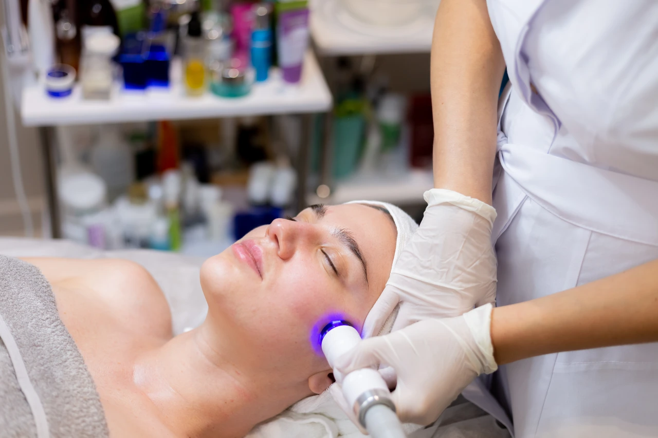 laser facial rejuvenation at Skinpase